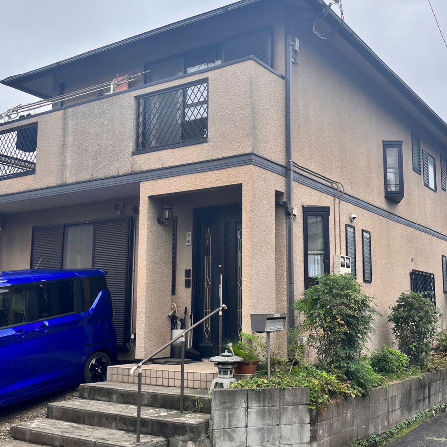 日高市　K様邸　屋根外壁塗装工事。塗り替え前