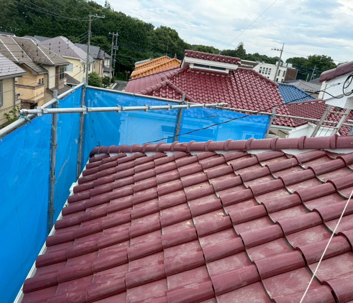 狭山市　瓦屋根棟取り直し工事。塗り替え後
